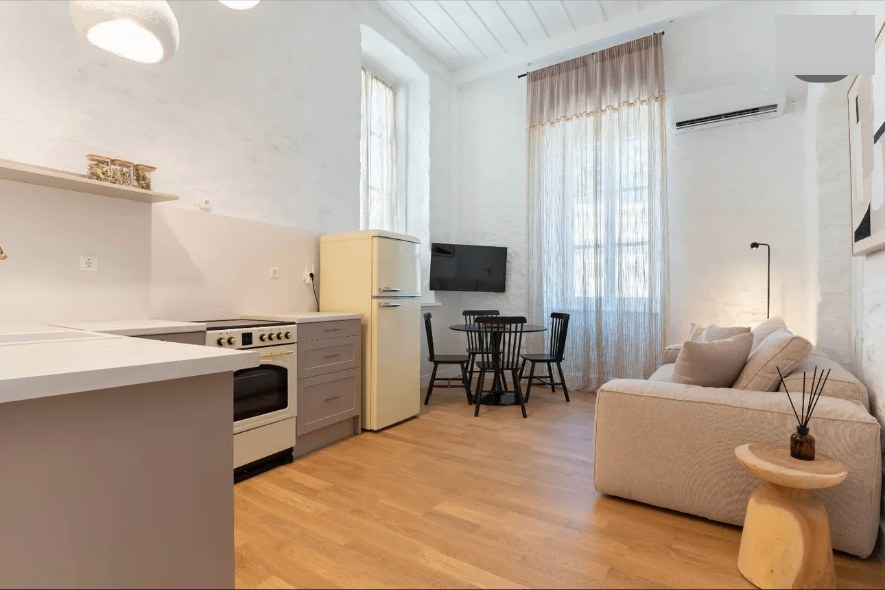 Open plan kitchen living daylight — Suite Aetheria at Syra di Giovanni 1862, Ermoupoli, Syros